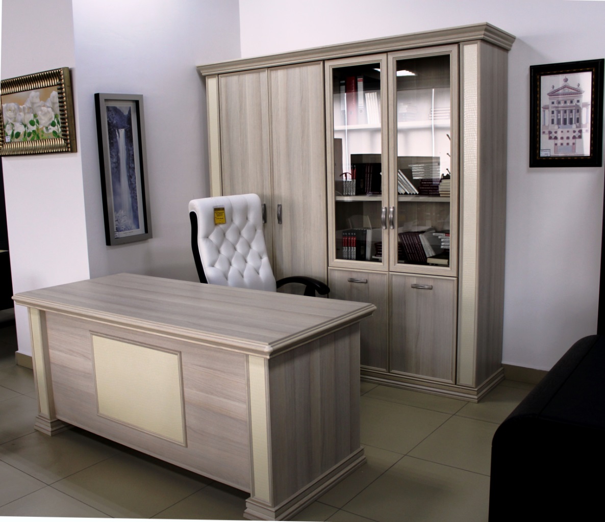 ВНИМАНИЕ! Распродажа рабочих кабинетов в салоне офисной мебели Фаренгейт до 50%!!!