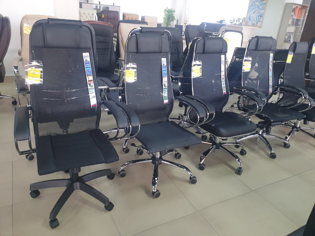 Большое поступление компьютерных кресел 